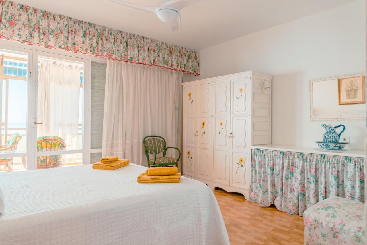 Nt Malibu Beach Stunning Sea Views Benalmádena Exterior foto